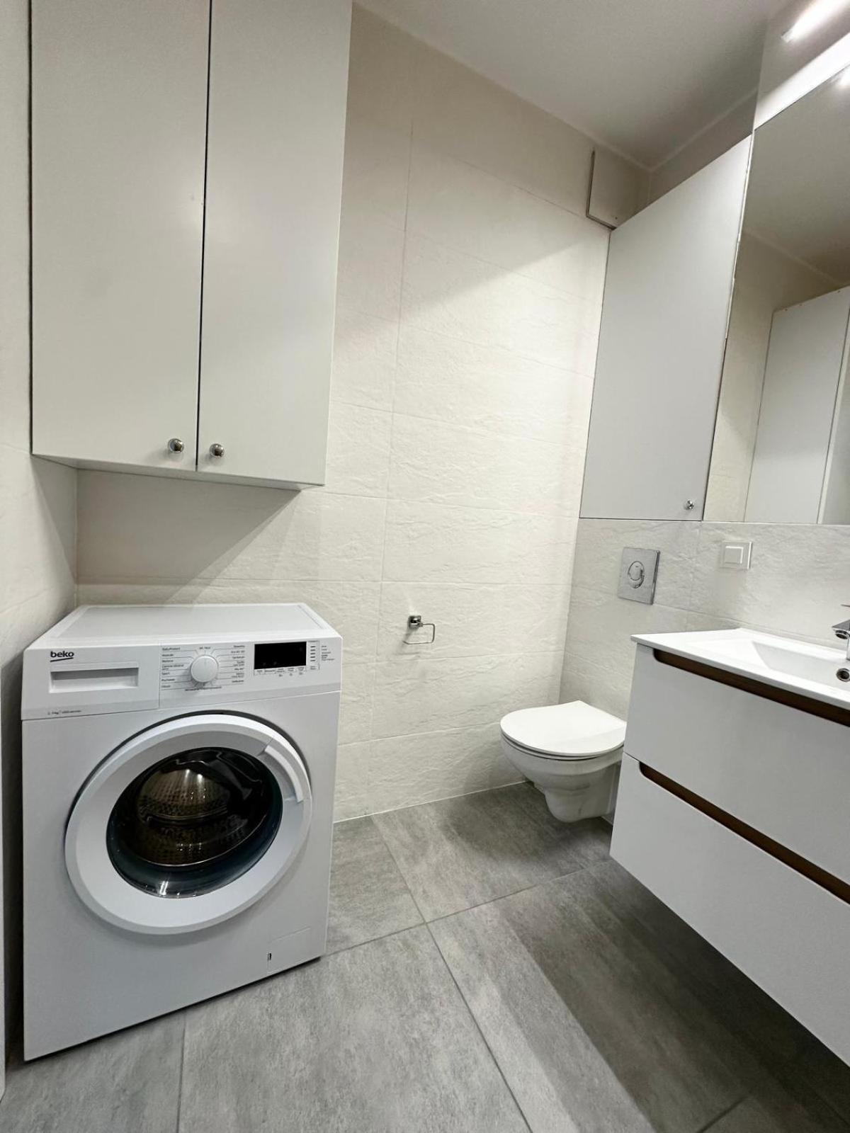 Superapart Dereniowa 60, Cozy Urban Retreat, Perfect Family Getaway Warszawa