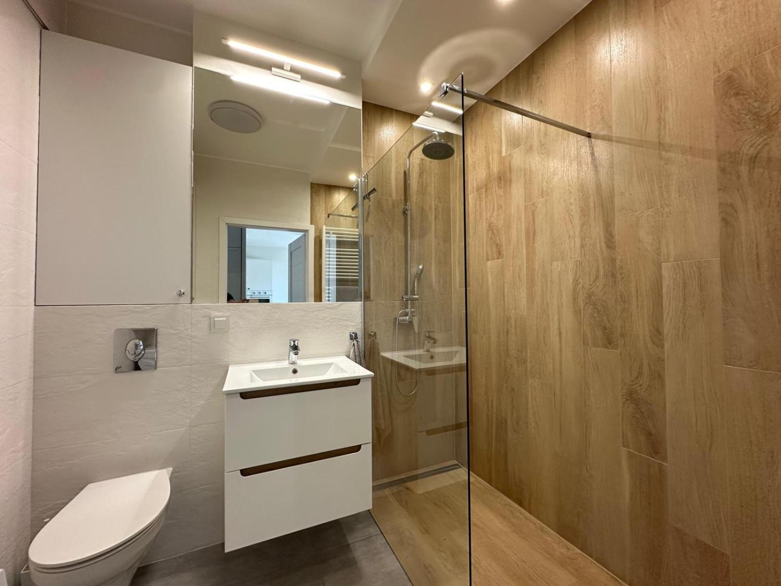 Apartament Superapart Dereniowa 60, Cozy Urban Retreat, Perfect Family Getaway *